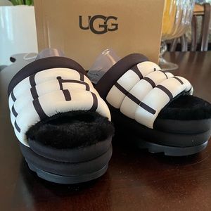 Ugg platform sandals